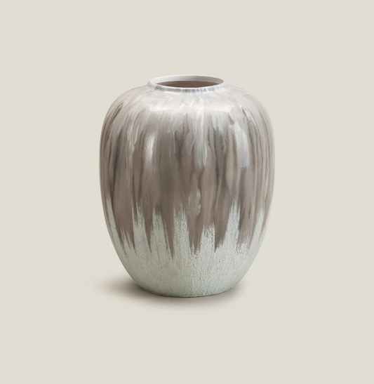 Royal Classic Table Vase